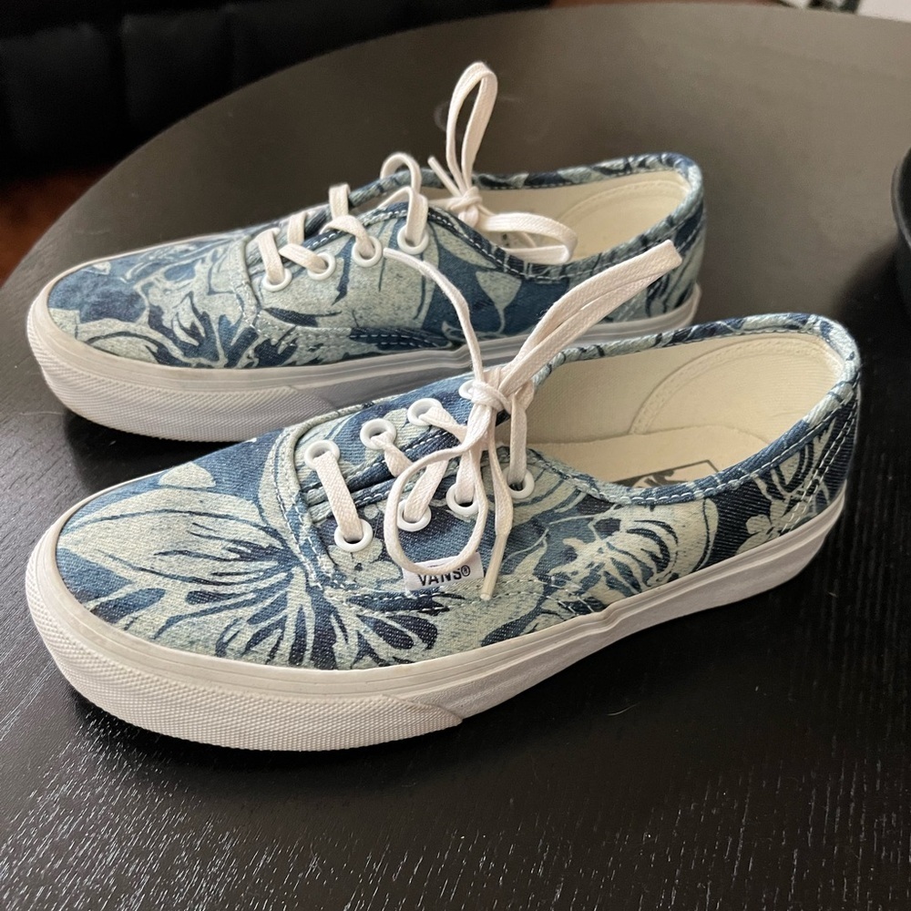 Vans off the Wall Índigo Tropical Pattern Size 6 - Picture 2 of 6
